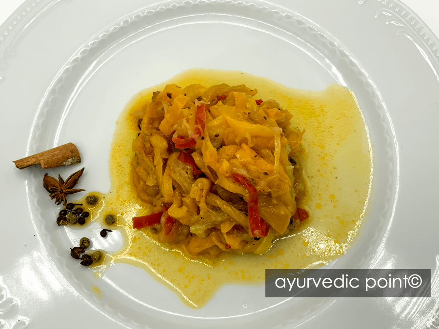Peperoni al pepe e spezie dolci - ricetta ayurvedica vegetariana estiva | Ayurvedic Point©, Milano