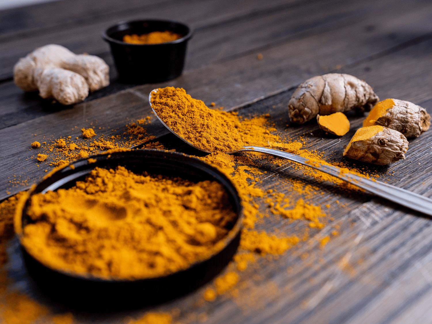 Curcumina: Una Review Sulle Proprietà Antitumorali | Ayurvedic Point©