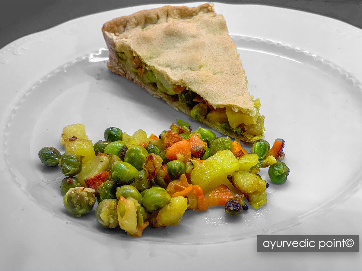Torta Salata Patate e Piselli - Ricetta ayurvedica vegetariana di giugno | Ayurvedic Point©, Milano